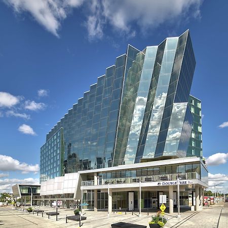 ดับเบิลทรี บาย ฮิลตัน เอดมันตัน ดาวน์ทาวน์ Hotel ภายนอก รูปภาพ